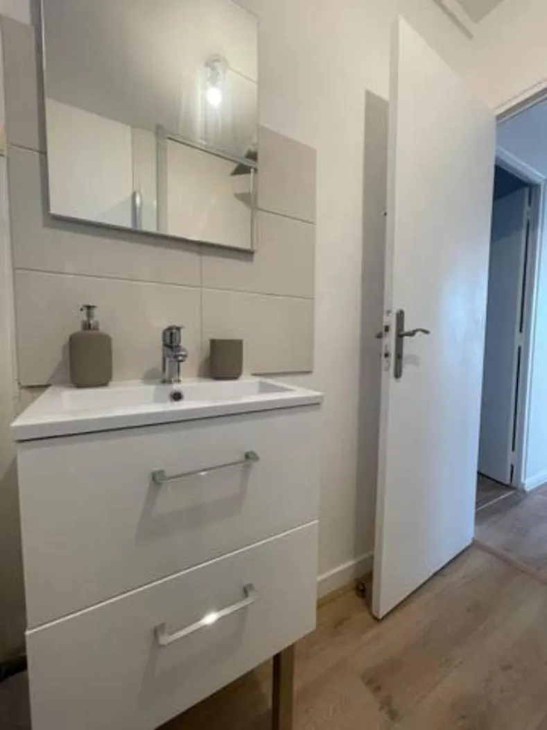 La Cigale Apartment Bourg-les-Valence France